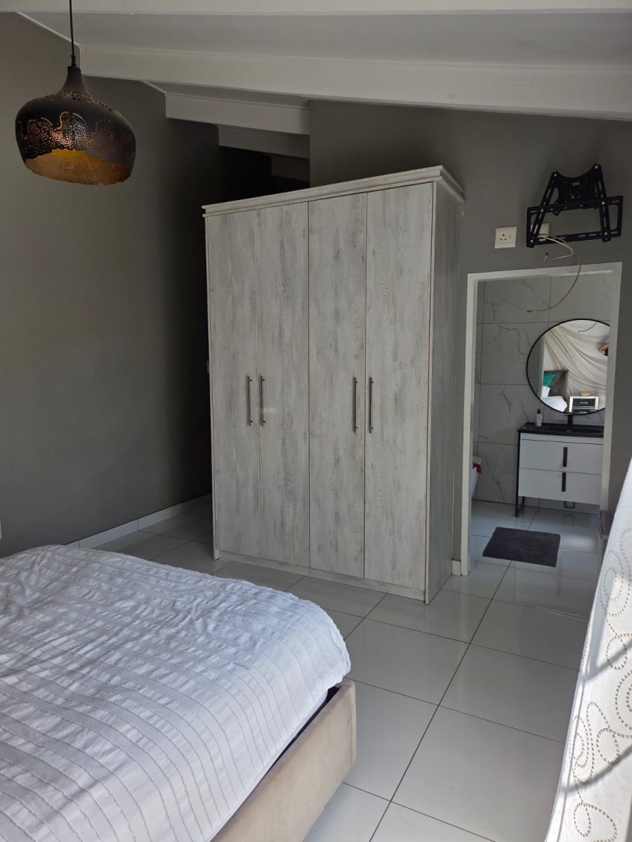 4 Bedroom Property for Sale in Waterval East North West